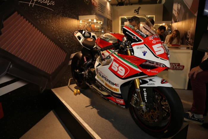 EICMA_2013_Motos_191